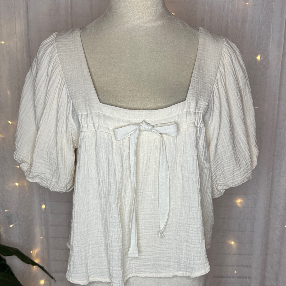 HYFVE Cream Textured Puff Sleeve Top